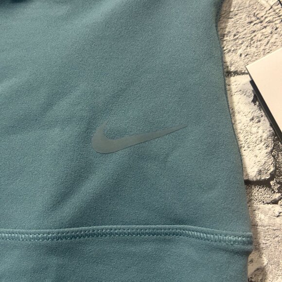 NWT Nike Zenvy Womens Training High-Rise 8" Shorts Size Medium (Teal) DQ6003-006 - Picture 4 of 16